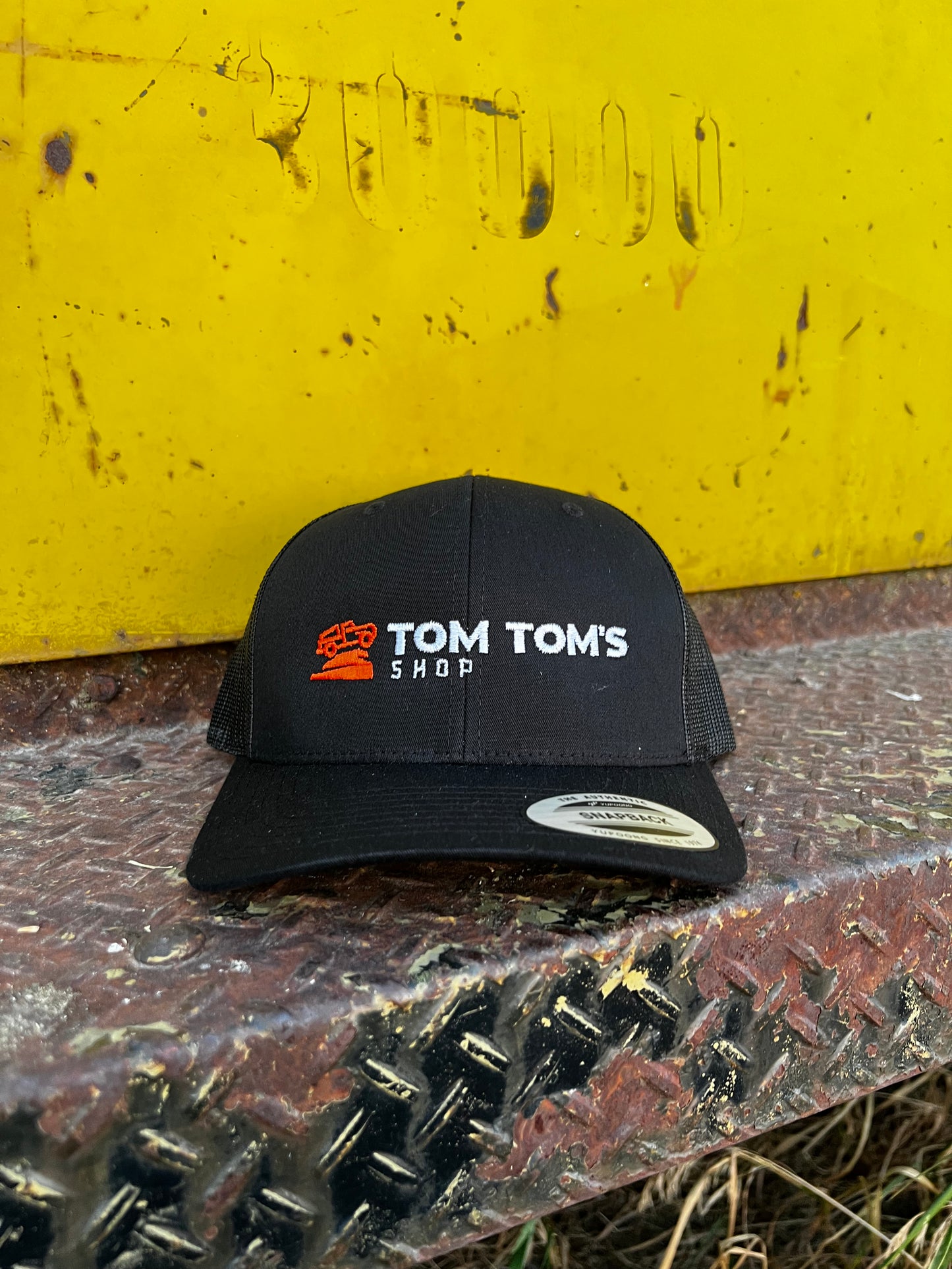 Tom Tom's Shop Classic Logo Black Hat